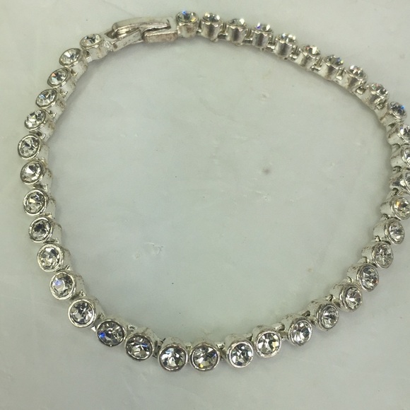 Jewelry - Cubic zirconia tennis bracelet silver tone 7.25” long